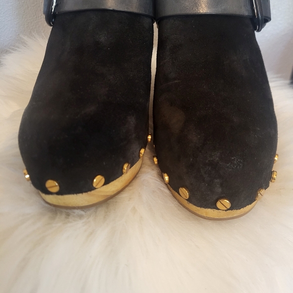 Veronica Beard Dacey Suede Clog - Picture 5 of 8